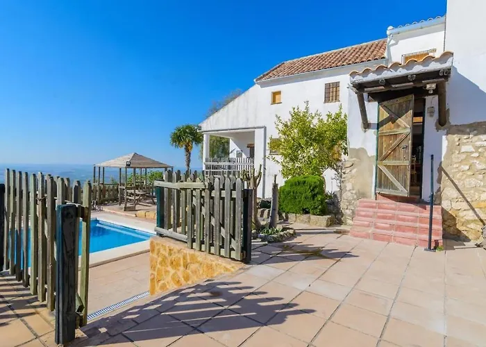 Cuesta Blanca Montilla by Ruralidays